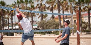 600 deportistas compiten en el XIV Open La Malva de voley playa
