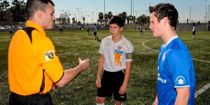 Sin árbitros, no hay partido.  ‘¿Quieres ser árbitro del Deporte Escolar en Valencia?’ pretende promocionar y concienciar sobre el arbitraje